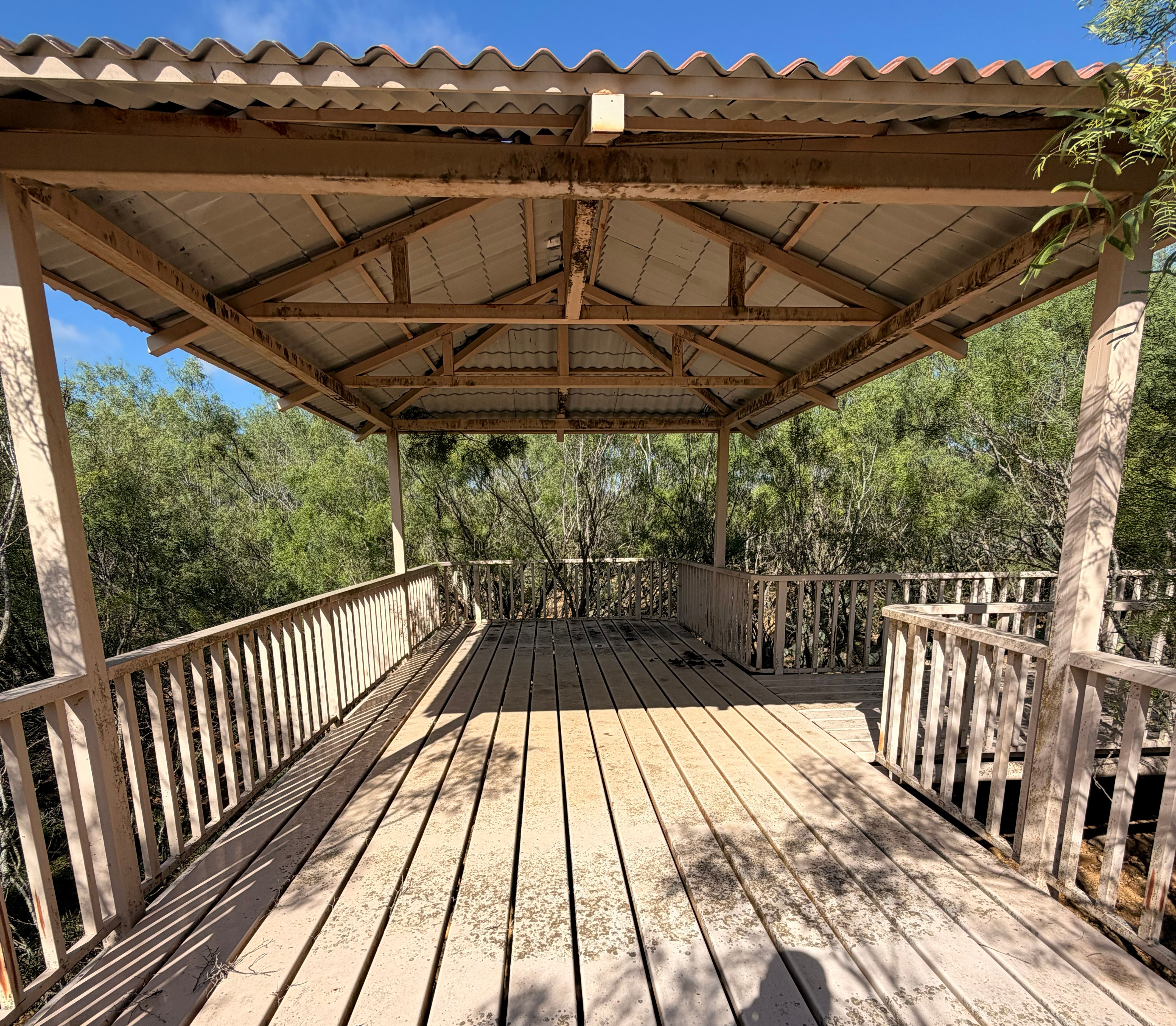  Apache Hill Ranch in Uvalde County - 物件實景