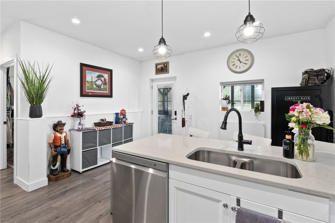 Cadott, Wisconsin, 54727, United States, 4 Bedrooms Bedrooms, ,3 BathroomsBathrooms,Residential,For Sale,1990945