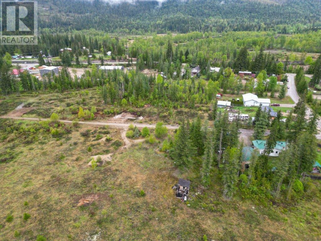 MALAKWA, British Columbia, V0E 2J0, CA, ,Residential,For Sale,1839000