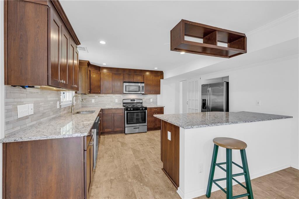 Dunwoody, Georgia, 30338, United States, 4 Bedrooms Bedrooms, ,3 BathroomsBathrooms,Residential,For Sale,1931149