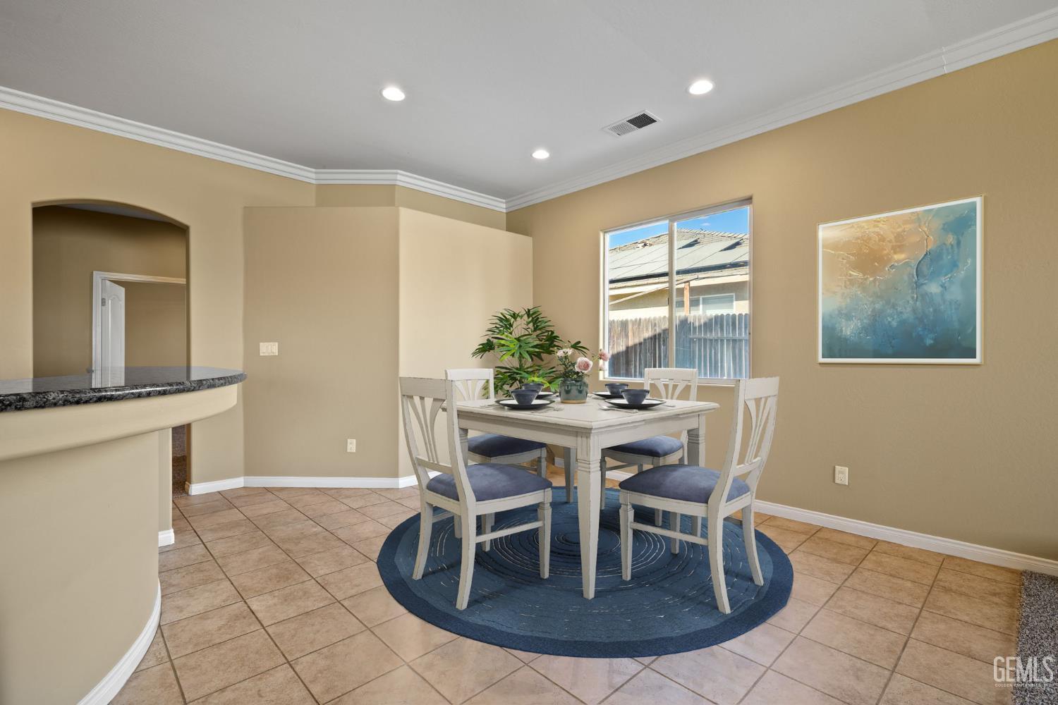 Bakersfield, California, 93312, United States, 4 Bedrooms Bedrooms, ,3 BathroomsBathrooms,Residential,For Sale,1933042
