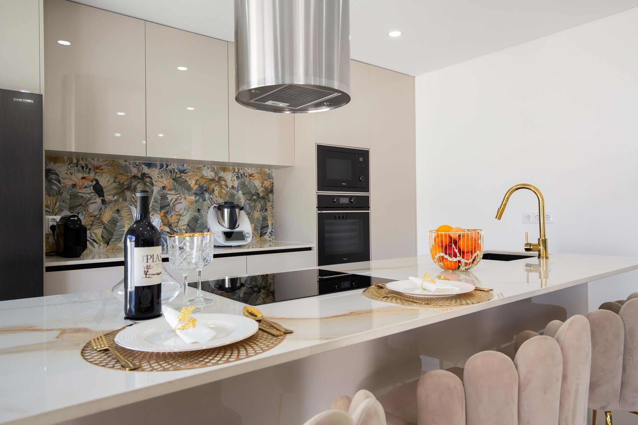 Almada, Setúbal, 2820-638, PT, 4 Bedrooms Bedrooms, ,2 BathroomsBathrooms,Residential,For Sale,1699362