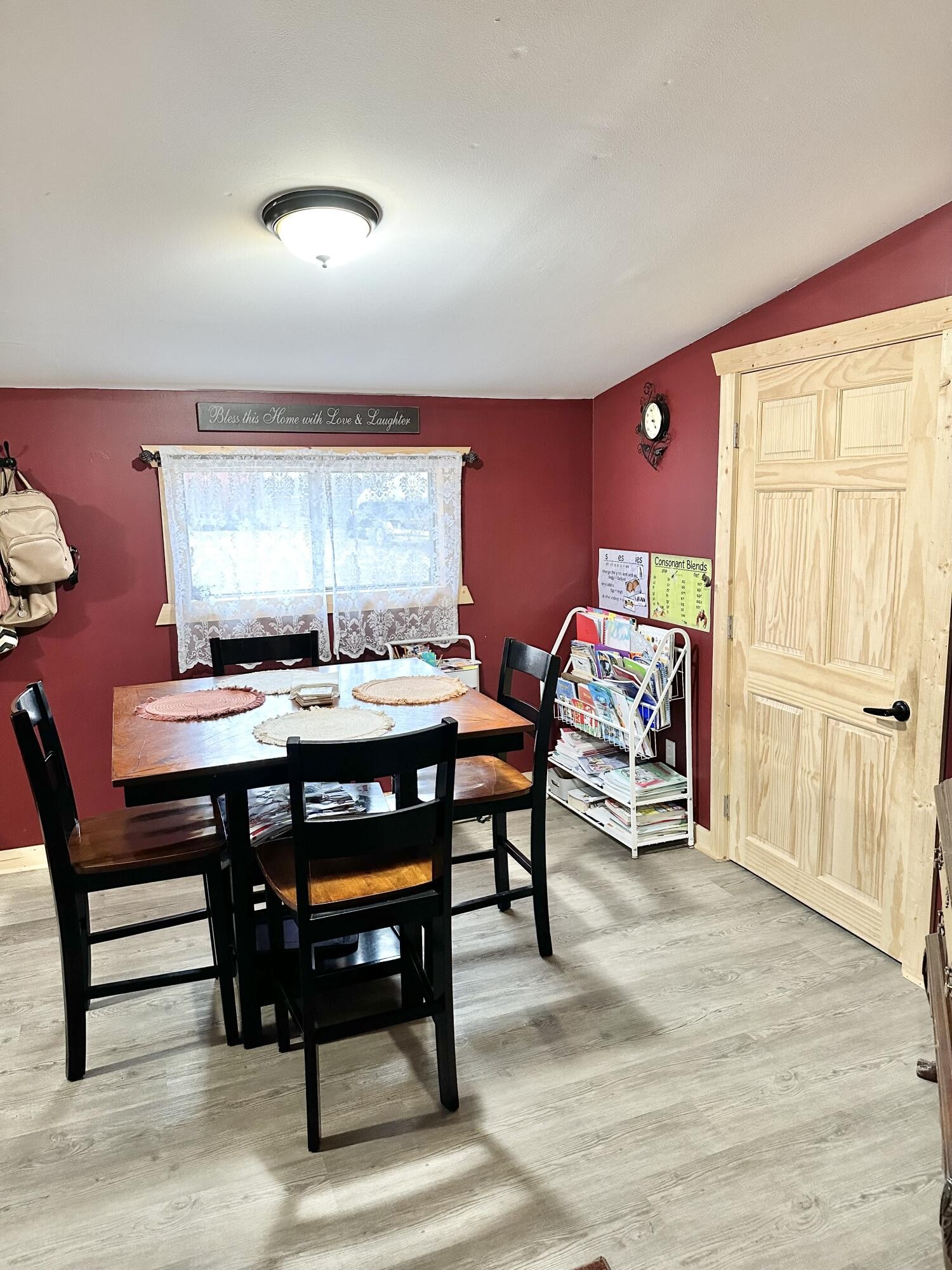 Long Lane, Missouri, 65590, United States, 2 Bedrooms Bedrooms, ,1 BathroomBathrooms,Residential,For Sale,1934971