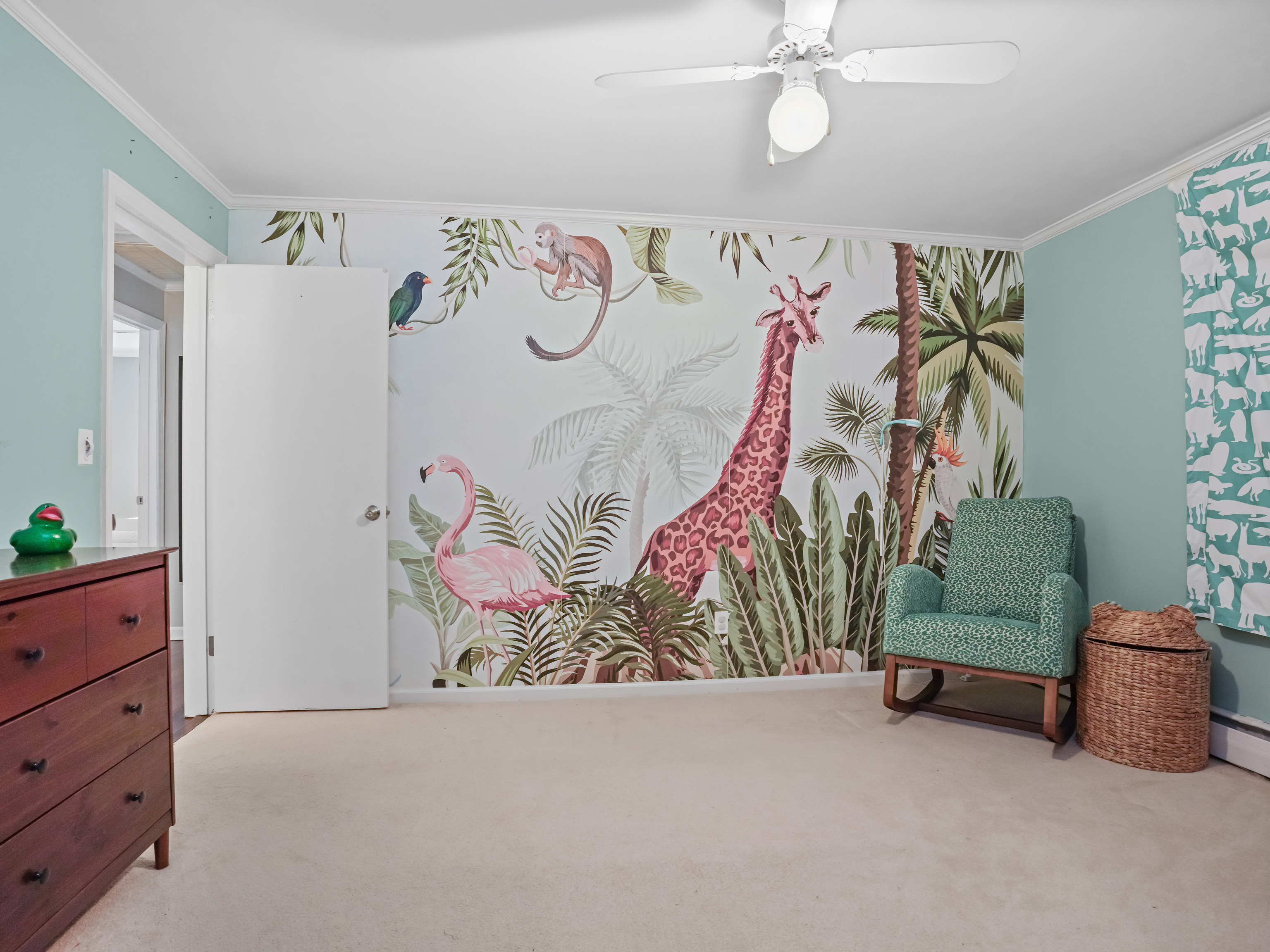 Norwalk, Connecticut, 06850, United States, 3 Bedrooms Bedrooms, ,2 BathroomsBathrooms,Residential,For Sale,1989488