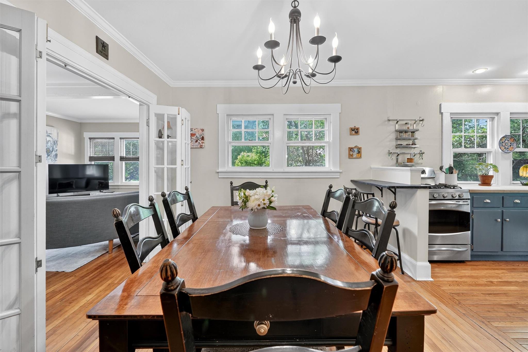 Airmont, New York, 10901, United States, 5 Bedrooms Bedrooms, ,3 BathroomsBathrooms,Residential,For Sale,1868827