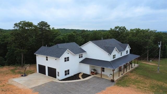 Tahlequah, Oklahoma, 74464, United States, 6 Bedrooms Bedrooms, ,4 BathroomsBathrooms,Residential,For Sale,1982576