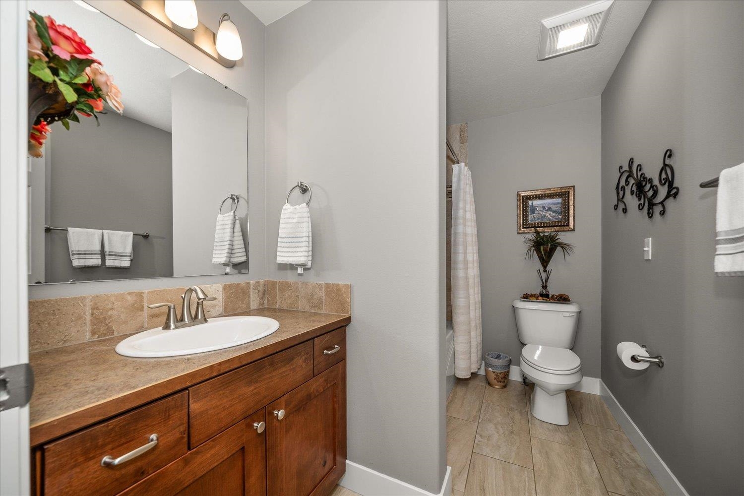 Cheney, Washington, 99004, United States, 4 Bedrooms Bedrooms, ,2 BathroomsBathrooms,Residential,For Sale,1978825