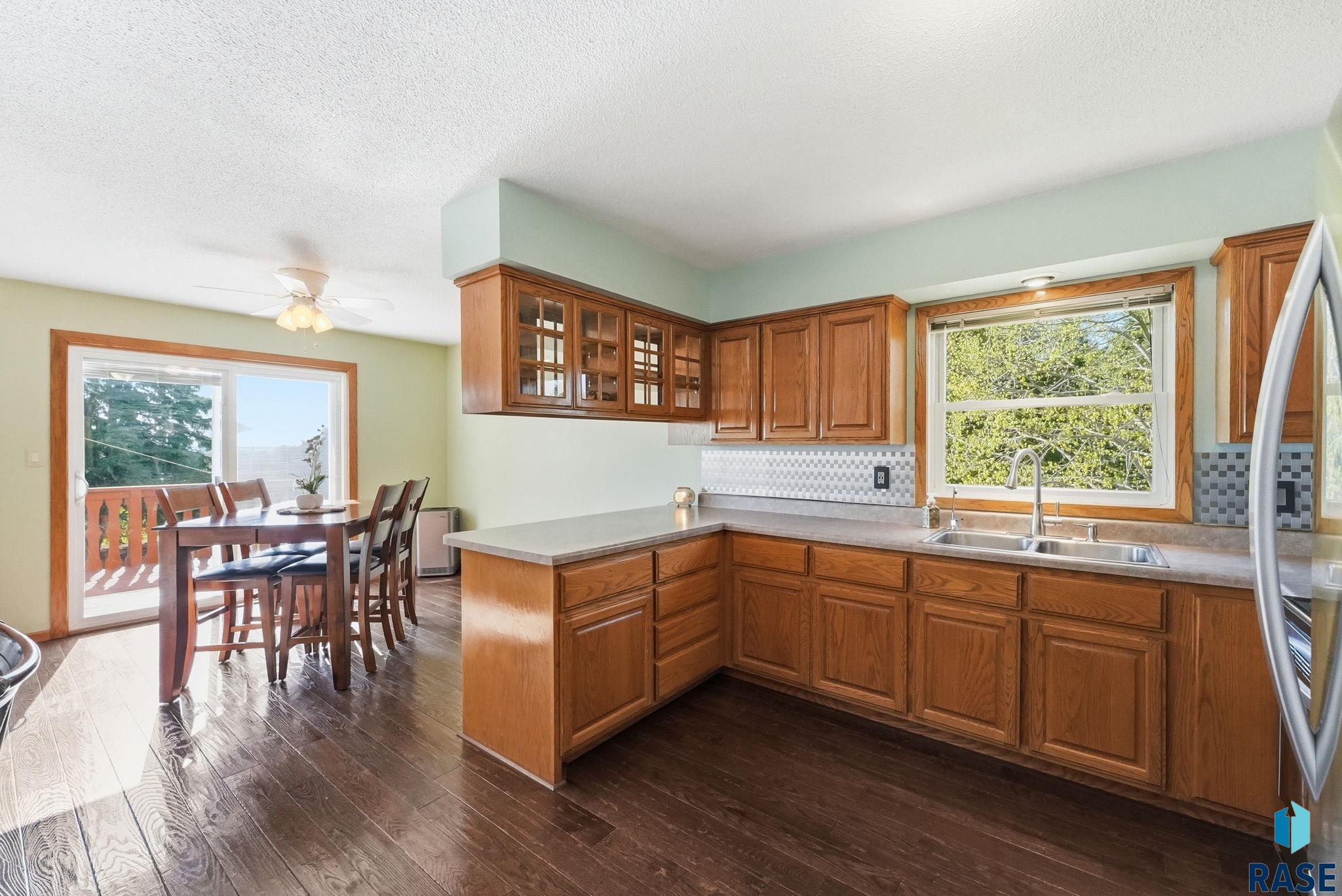 Sioux Falls, South Dakota, 57106, United States, 4 Bedrooms Bedrooms, ,2 BathroomsBathrooms,Residential,For Sale,2042590