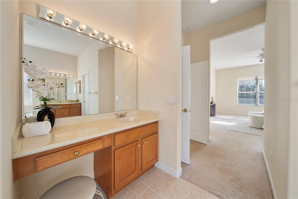 Orlando, Florida, 32836, United States, 5 Bedrooms Bedrooms, ,4 BathroomsBathrooms,Residential,For Sale,1989643