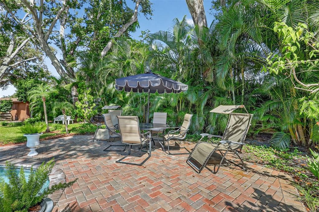 Seminole, Florida, 33776, United States, 3 Bedrooms Bedrooms, ,3 BathroomsBathrooms,Residential,For Sale,1989407