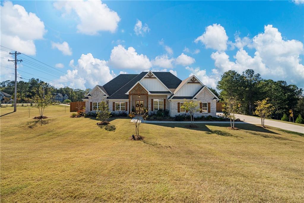 Opelika, Alabama, 36801, United States, 4 Bedrooms Bedrooms, ,3 BathroomsBathrooms,Residential,For Sale,1988024