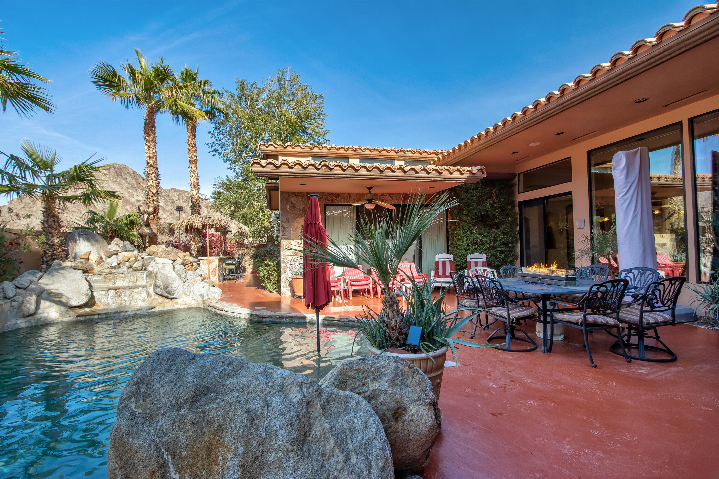 La Quinta, California, 92253, United States, 4 Bedrooms Bedrooms, ,4 BathroomsBathrooms,Residential,For Sale,1940947