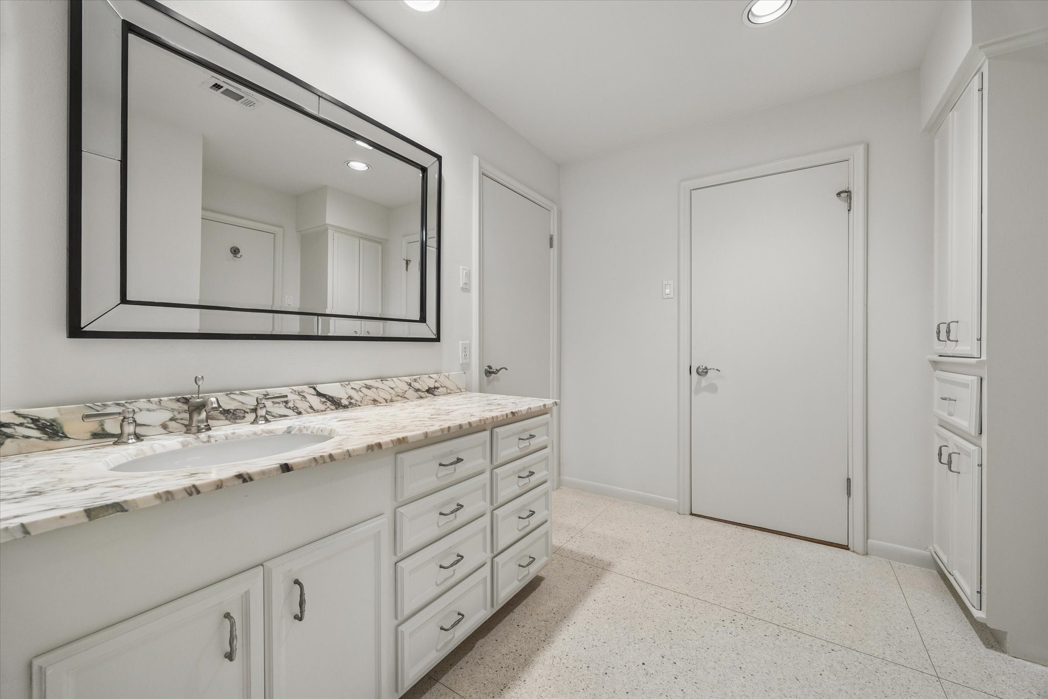  242 Maple Valley Road - 物件實景