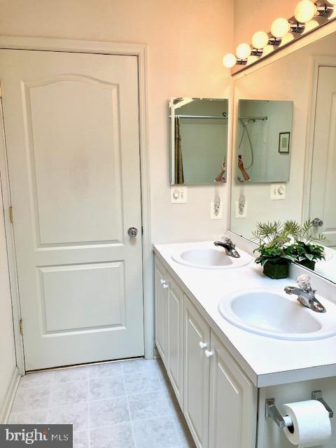 Williamstown, New Jersey, 08094, United States, 4 Bedrooms Bedrooms, ,3 BathroomsBathrooms,Residential,For Sale,1955871