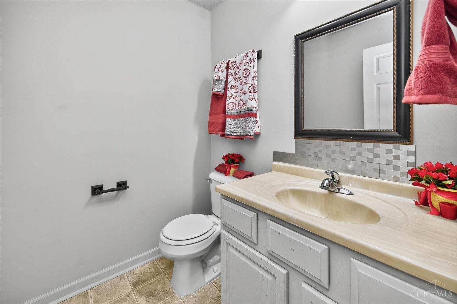 Goshen Twp, Ohio, 45122, United States, 4 Bedrooms Bedrooms, ,3 BathroomsBathrooms,Residential,For Sale,1910937