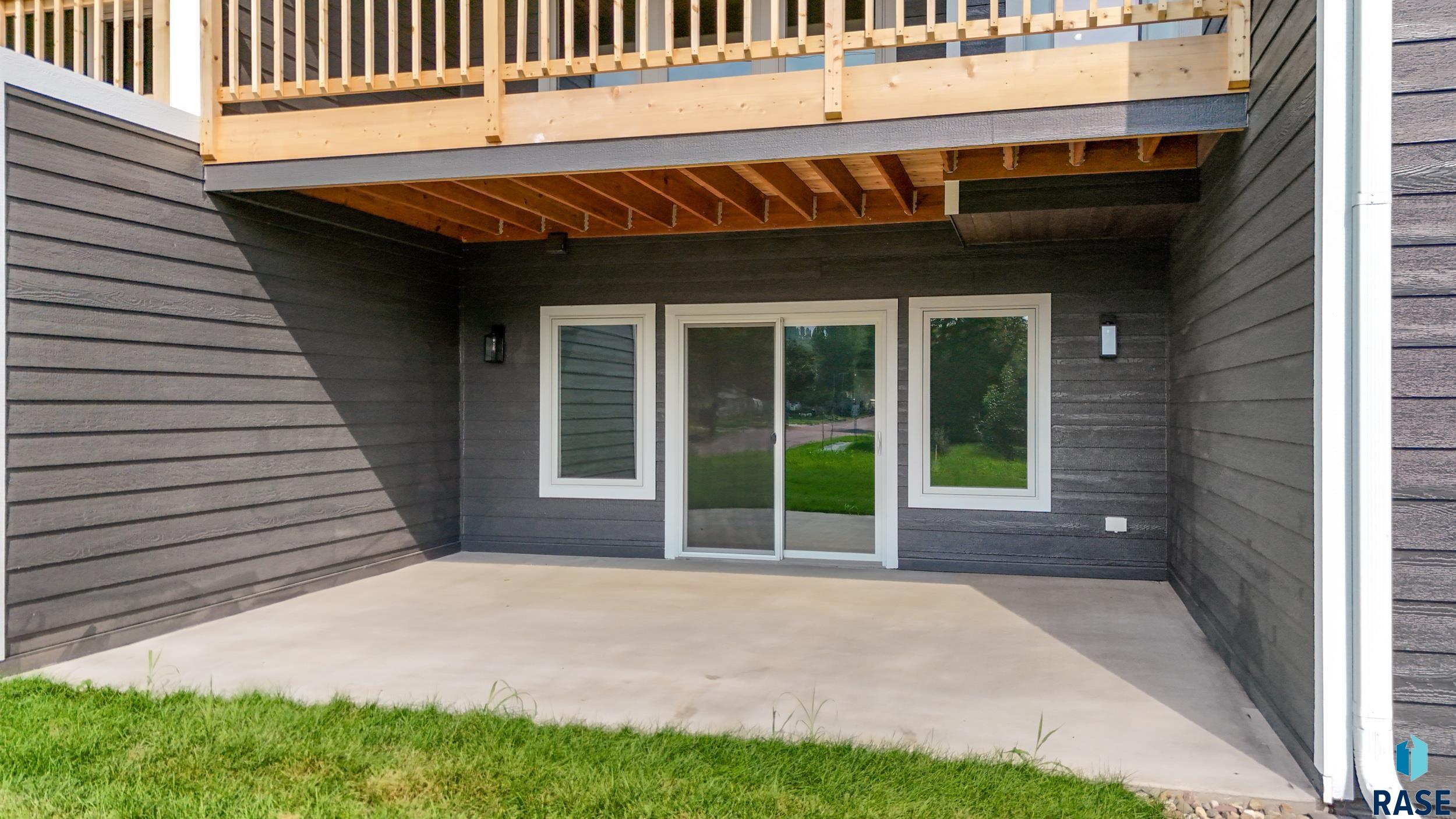 Sioux Falls, South Dakota, 57110, United States, 4 Bedrooms Bedrooms, ,2 BathroomsBathrooms,Residential,For Sale,1982454