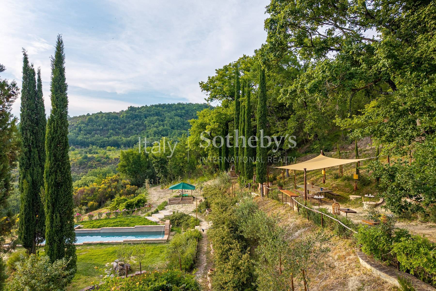  Stunning lake view historic renovated farmhouse with pool - 物件實景
