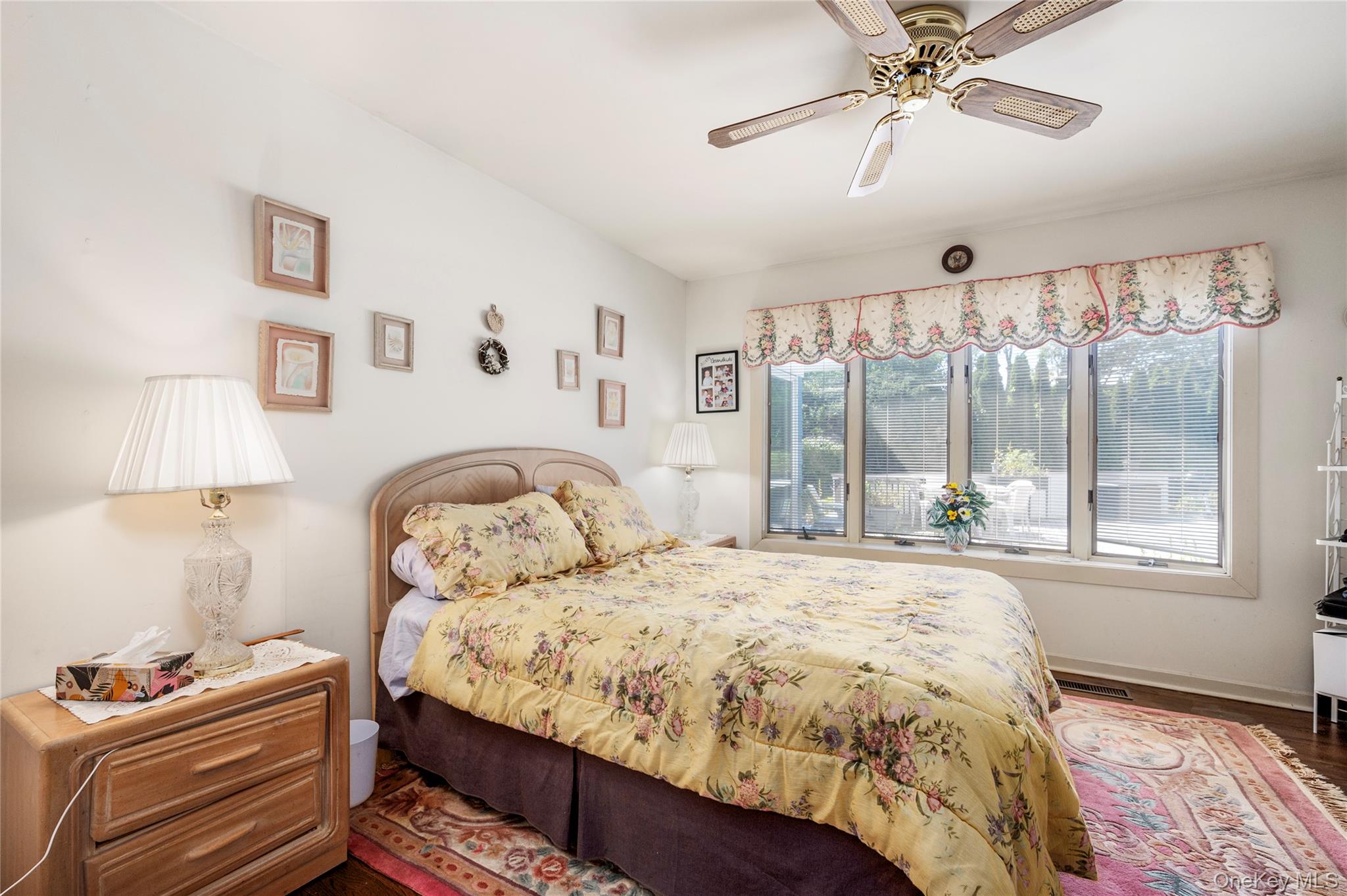 Hampton Bays, New York, 11946, United States, 3 Bedrooms Bedrooms, ,3 BathroomsBathrooms,Residential,For Sale,1935331