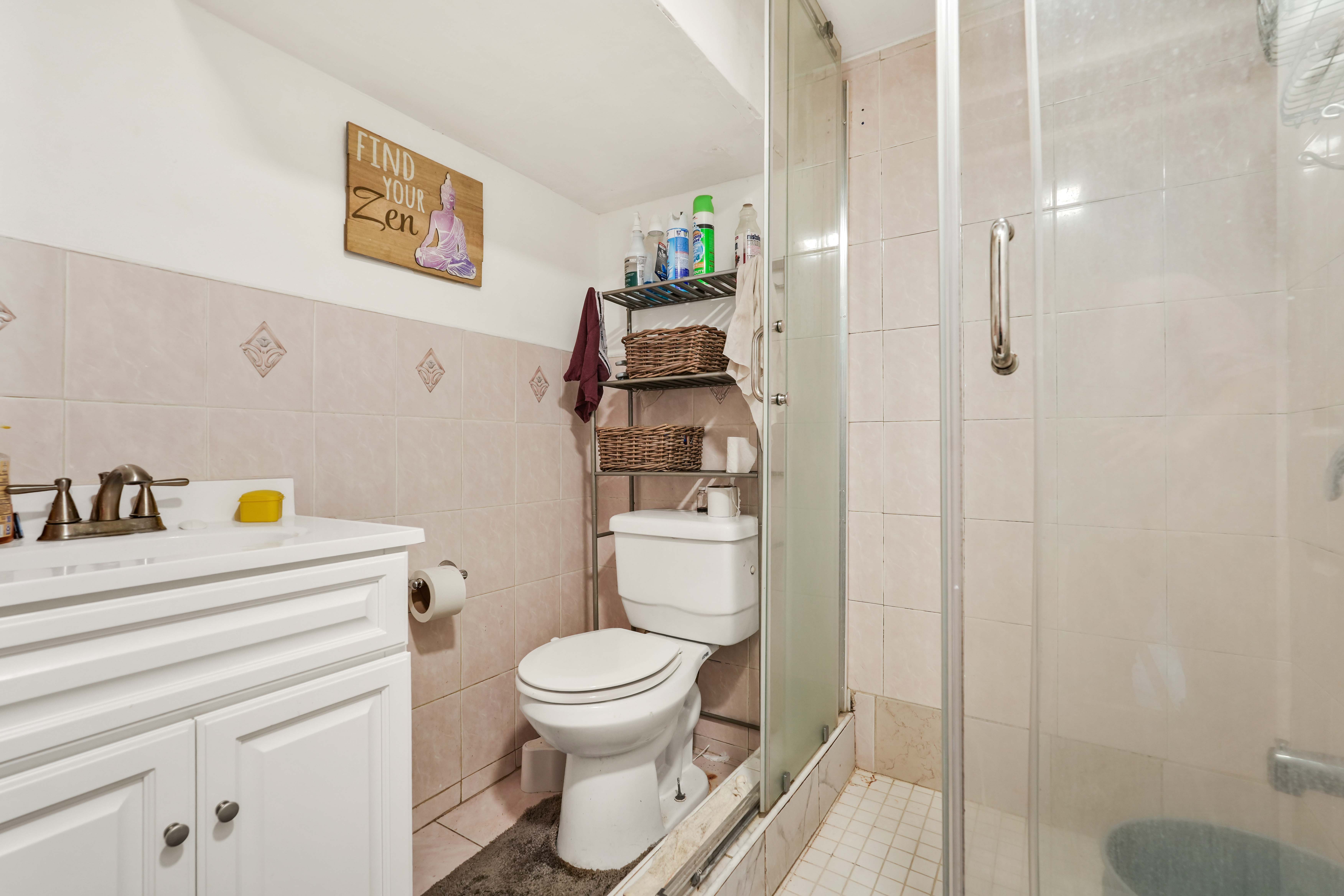 Queens Village, New York, 11429, United States, 4 Bedrooms Bedrooms, ,3 BathroomsBathrooms,Residential,For Sale,2048464