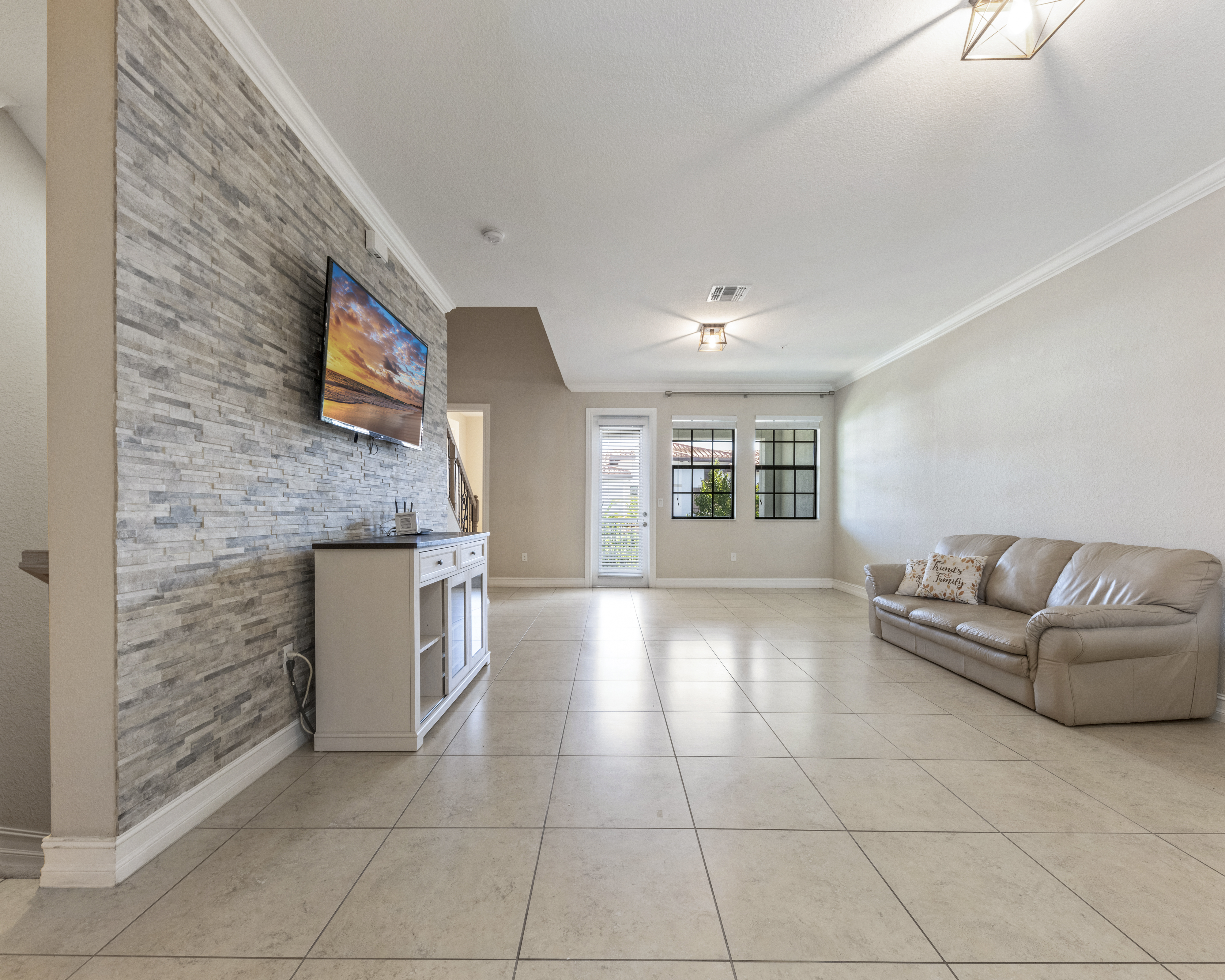  11348 SW 14th St, Pembroke Pines, FL, 33025 - 物件實景