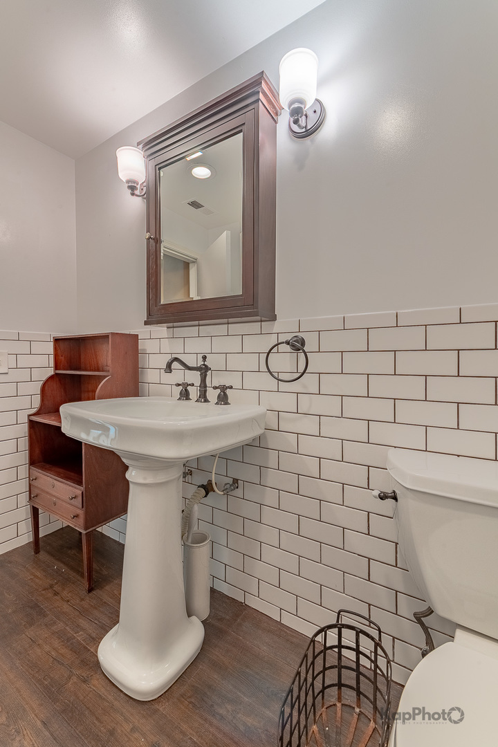 Chicago, Illinois, 60607, United States, 1 Bedroom Bedrooms, ,1 BathroomBathrooms,Residential,For Sale,1935059