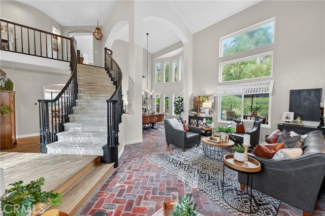 Rancho Santa Margarita, California, 92679, United States, 4 Bedrooms Bedrooms, ,3 BathroomsBathrooms,Residential,For Sale,1990751