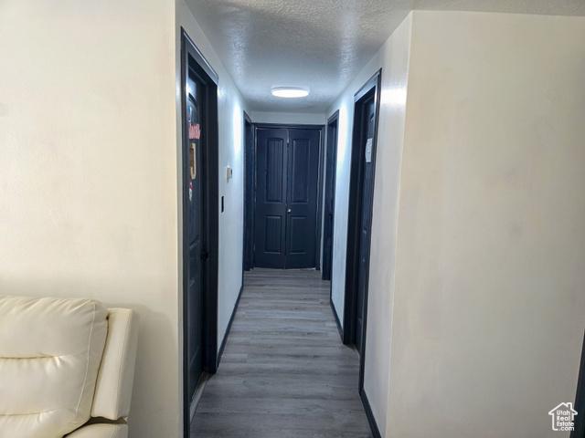 Bountiful, Utah, 84010, United States, 4 Bedrooms Bedrooms, ,3 BathroomsBathrooms,Residential,For Sale,1978564