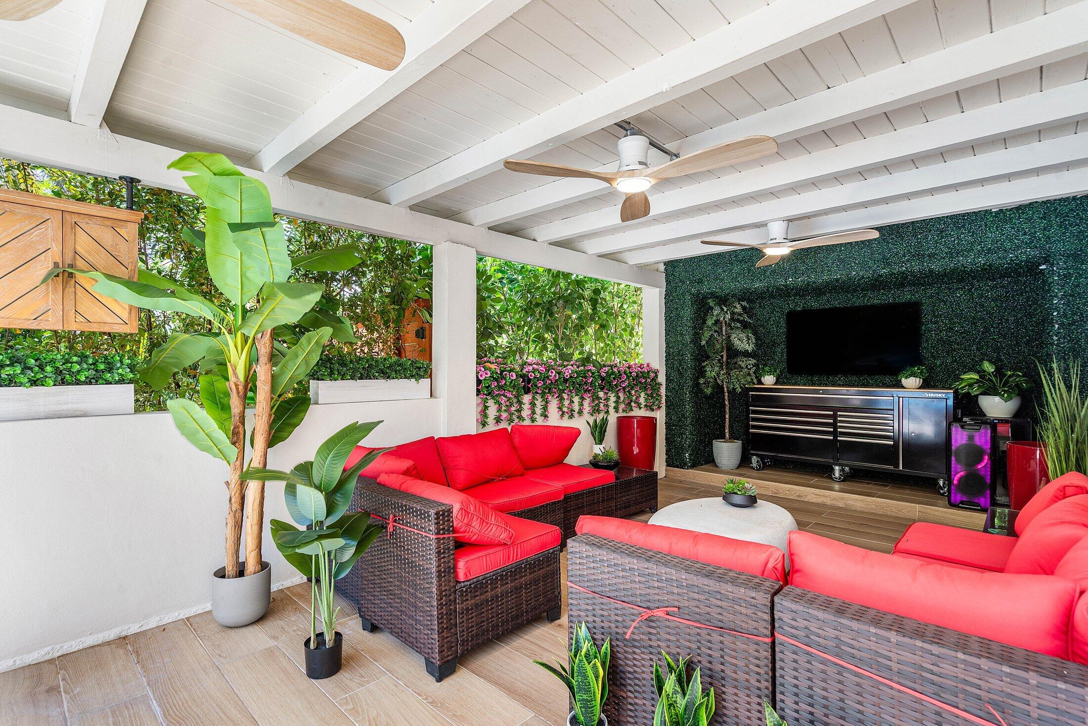 Fort Lauderdale, Florida, 33306, United States, 3 Bedrooms Bedrooms, ,2 BathroomsBathrooms,Residential,For Sale,1938859