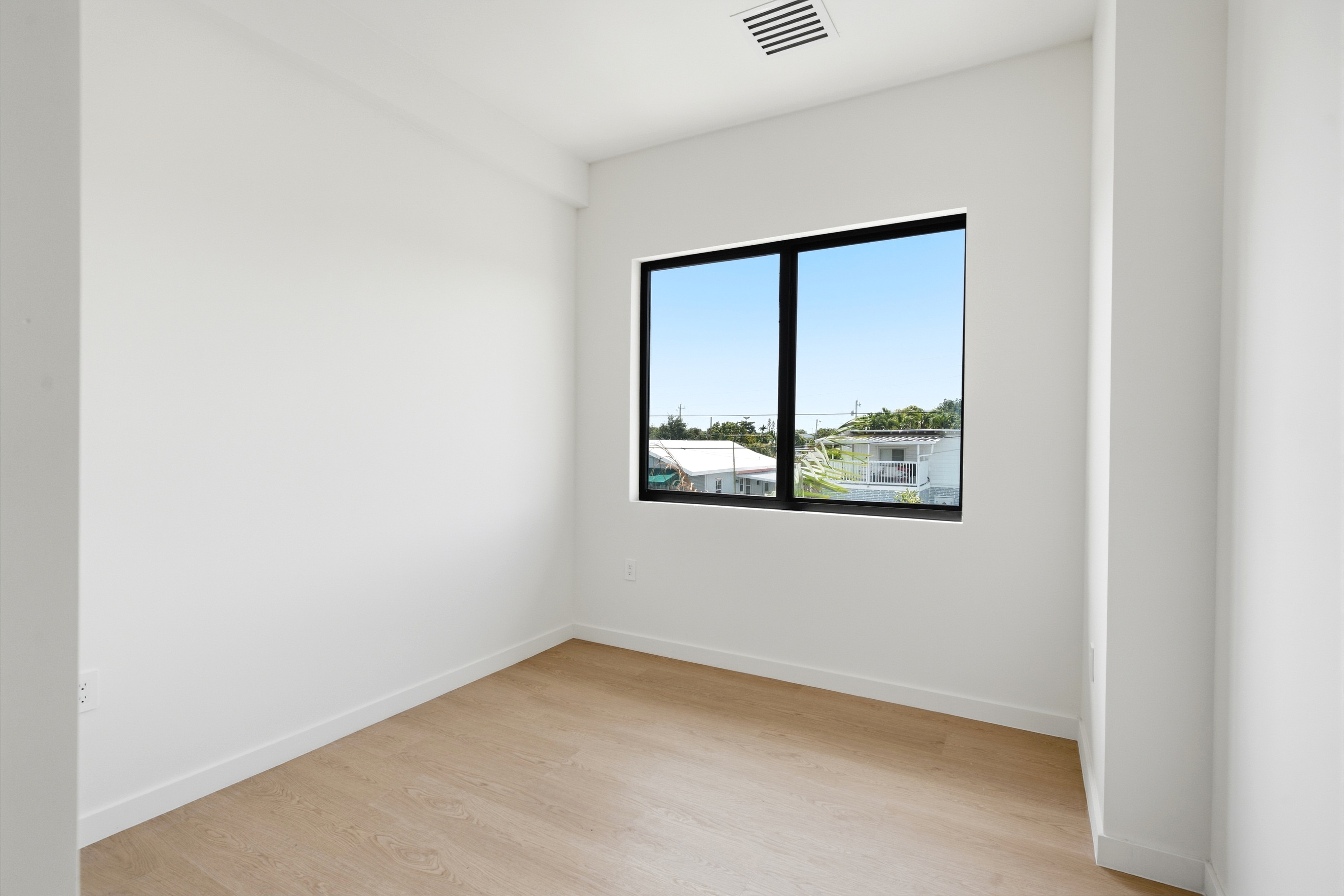  2619 SW 31st Pl, Miami, FL, 33133 - 物件實景