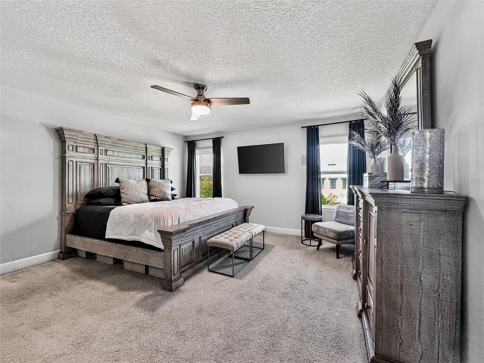 WINTER GARDEN, Florida, 34787, United States, 5 Bedrooms Bedrooms, ,3 BathroomsBathrooms,Residential,For Sale,1975266