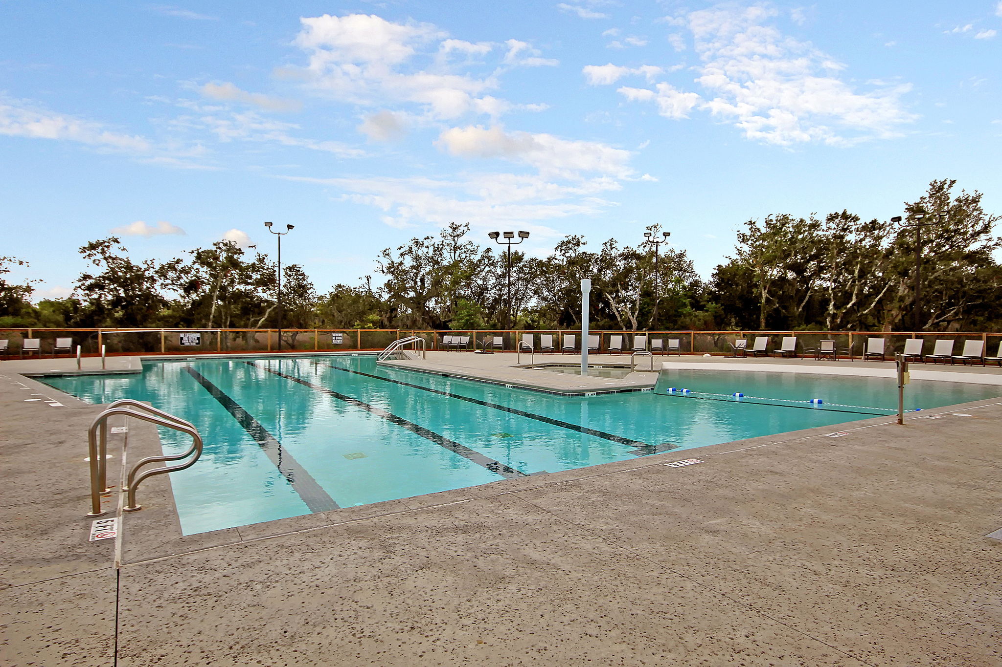  2648 Augustus Street - 物件實景