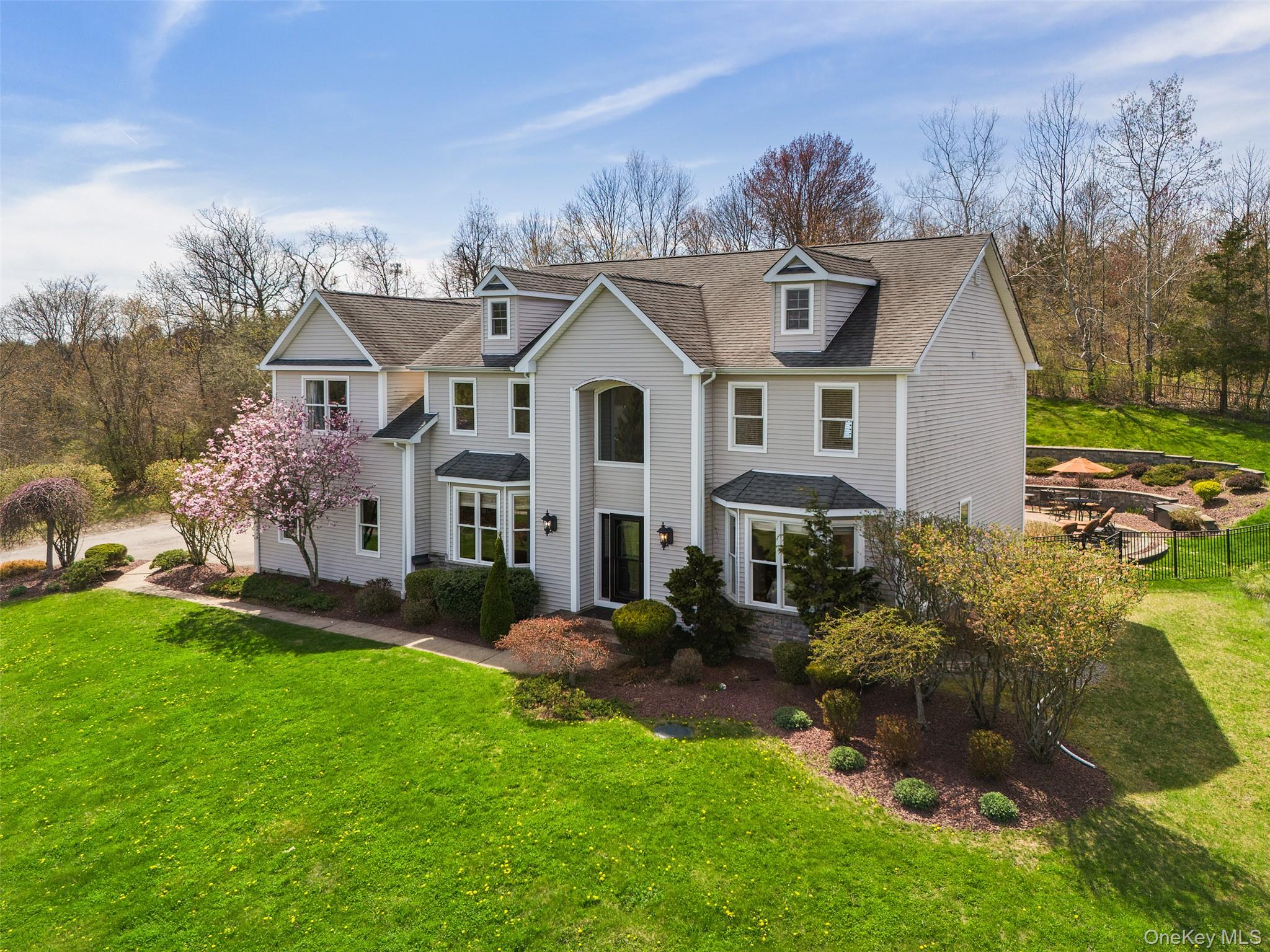 Poughkeepsie, New York, 12603, United States, 4 Bedrooms Bedrooms, ,5 BathroomsBathrooms,Residential,For Sale,1916939