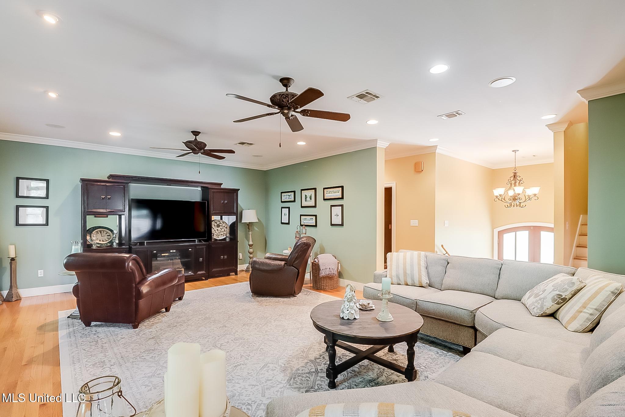 Pass Christian, Mississippi, 39571, United States, 3 Bedrooms Bedrooms, ,2 BathroomsBathrooms,Residential,For Sale,1779691