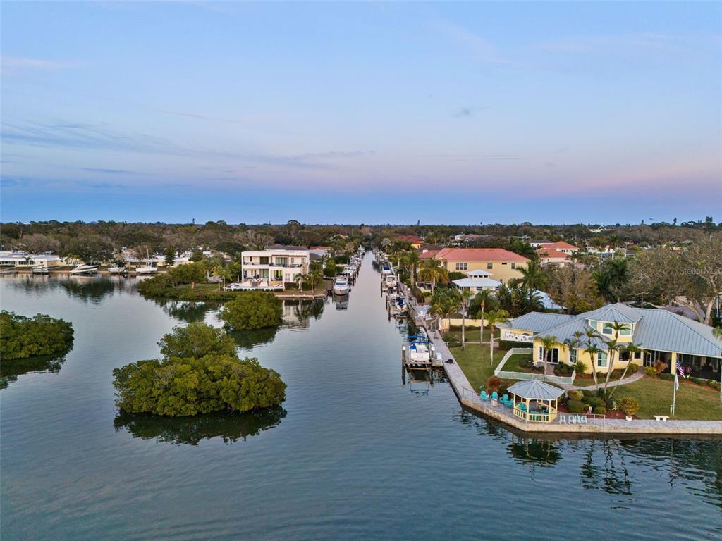 Sarasota, Florida, 34231, United States, 4 Bedrooms Bedrooms, ,3 BathroomsBathrooms,Residential,For Sale,1795069