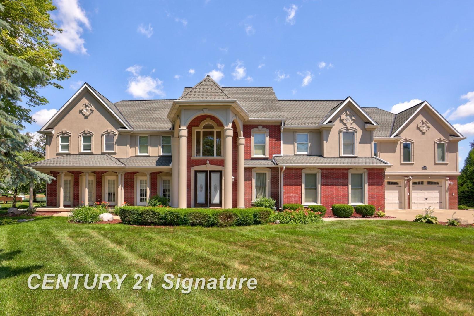 Saginaw, Michigan, 48609, United States, 4 Bedrooms Bedrooms, ,7 BathroomsBathrooms,Residential,For Sale,1980528