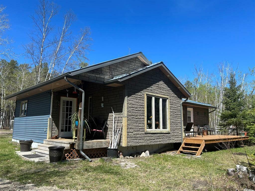 TRAVERSE BAY, Manitoba, R0E 2A0, CA, 2 Bedrooms Bedrooms, ,1 BathroomBathrooms,Residential,For Sale,1838361