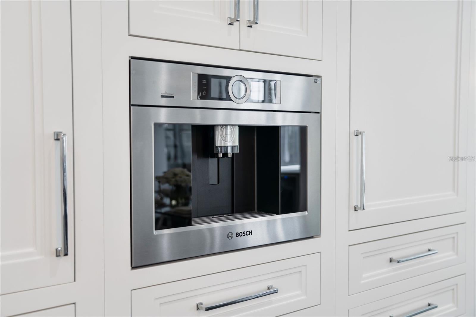 CELEBRATION, Florida, 34747, United States, 5 Bedrooms Bedrooms, ,6 BathroomsBathrooms,Residential,For Sale,1978639