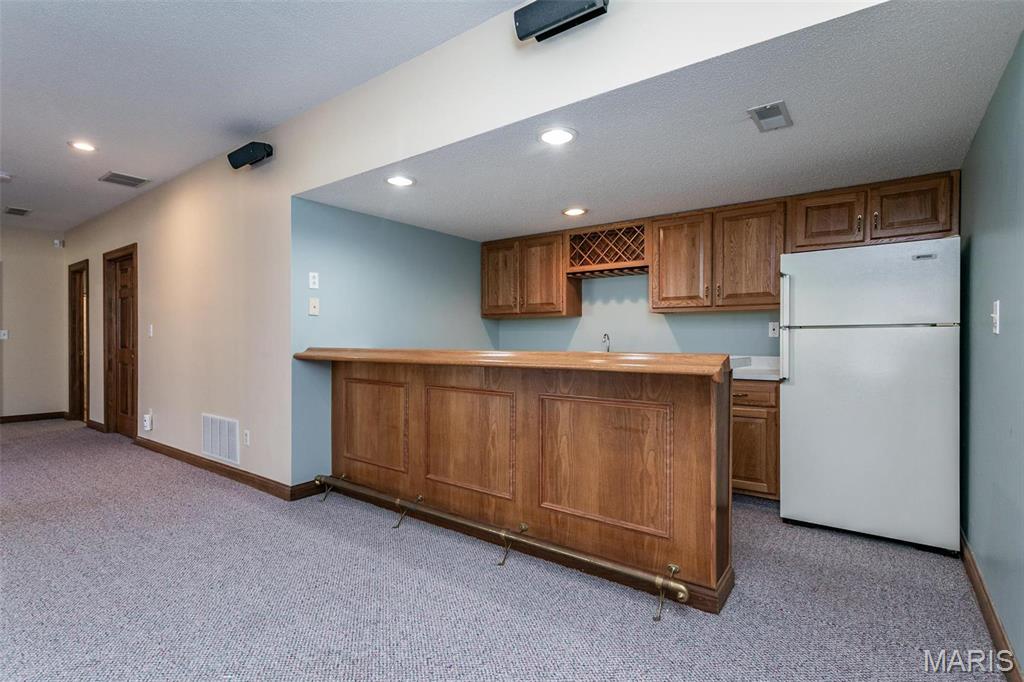 Glen Carbon, Illinois, 62034, United States, 3 Bedrooms Bedrooms, ,4 BathroomsBathrooms,Residential,For Sale,1840876