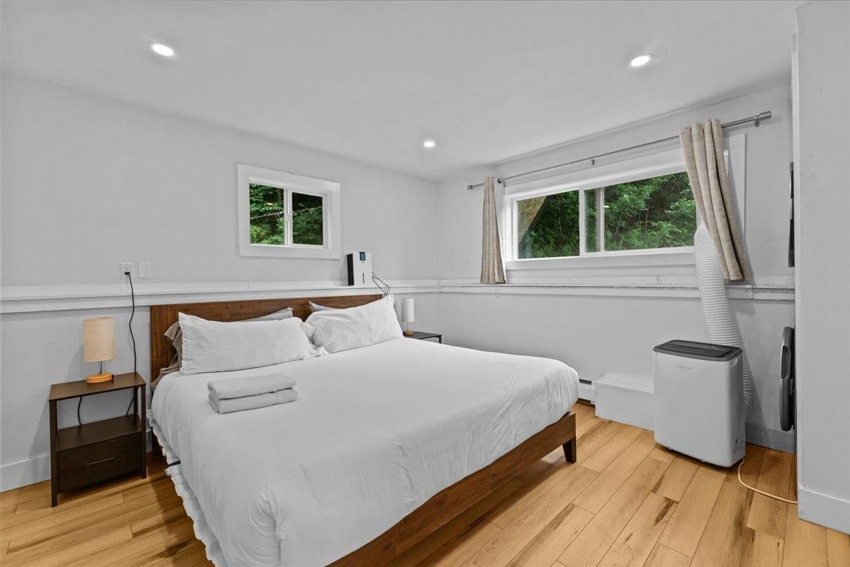 Stowe, Vermont, 05672, United States, 8 Bedrooms Bedrooms, ,5 BathroomsBathrooms,Residential,For Sale,1994933