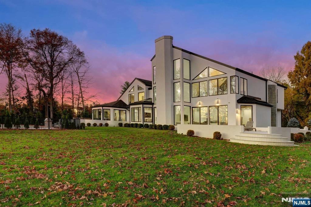 Alpine, New Jersey, 07620, United States, 6 Bedrooms Bedrooms, ,9 BathroomsBathrooms,Residential,For Sale,2000775
