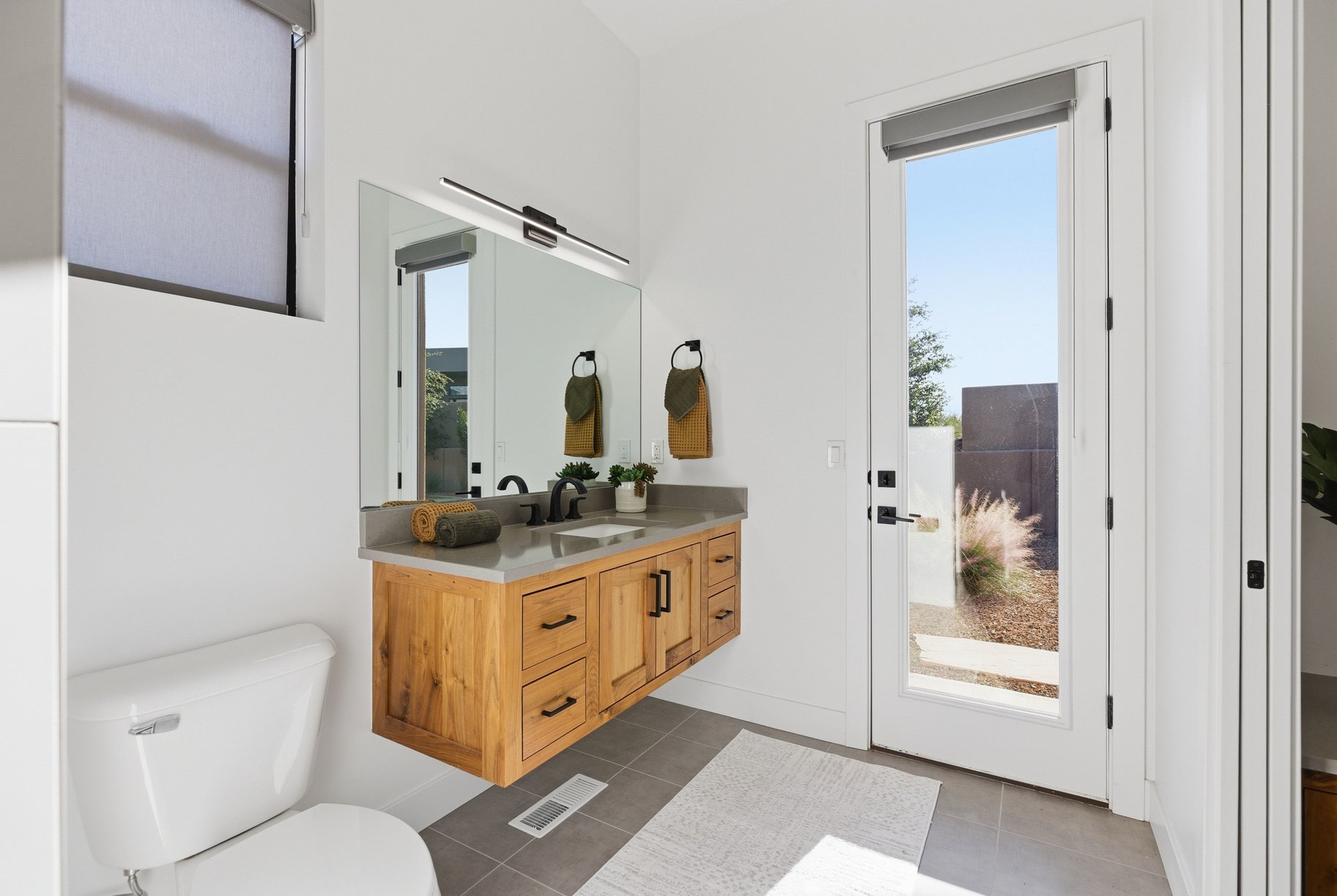  Modern home In The Heart Of The Gated Side Of The Ledges Golf Course - 物件實景