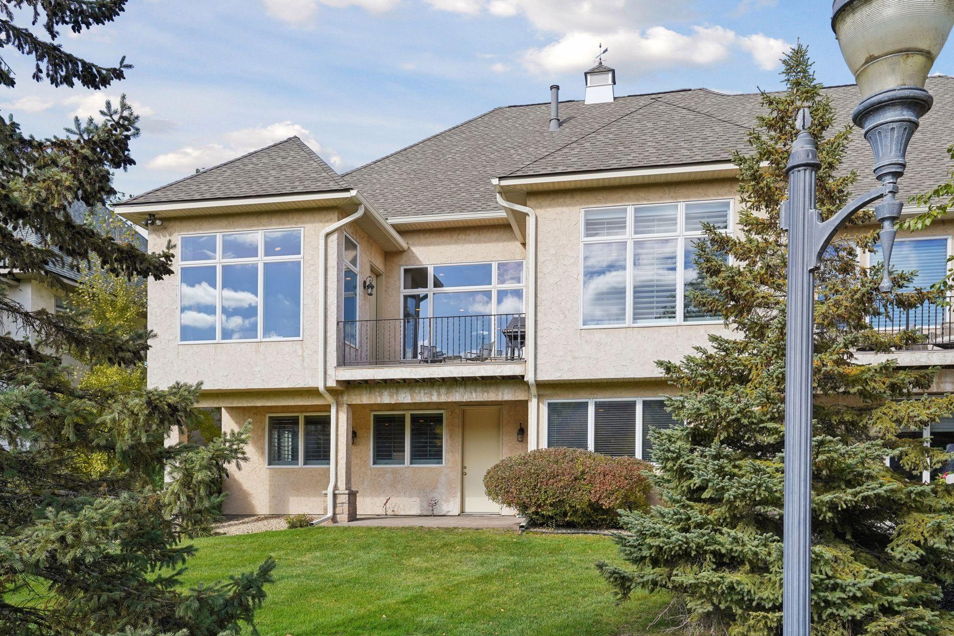 Lilydale, Minnesota, 55118, United States, 3 Bedrooms Bedrooms, ,3 BathroomsBathrooms,Residential,For Sale,1989452