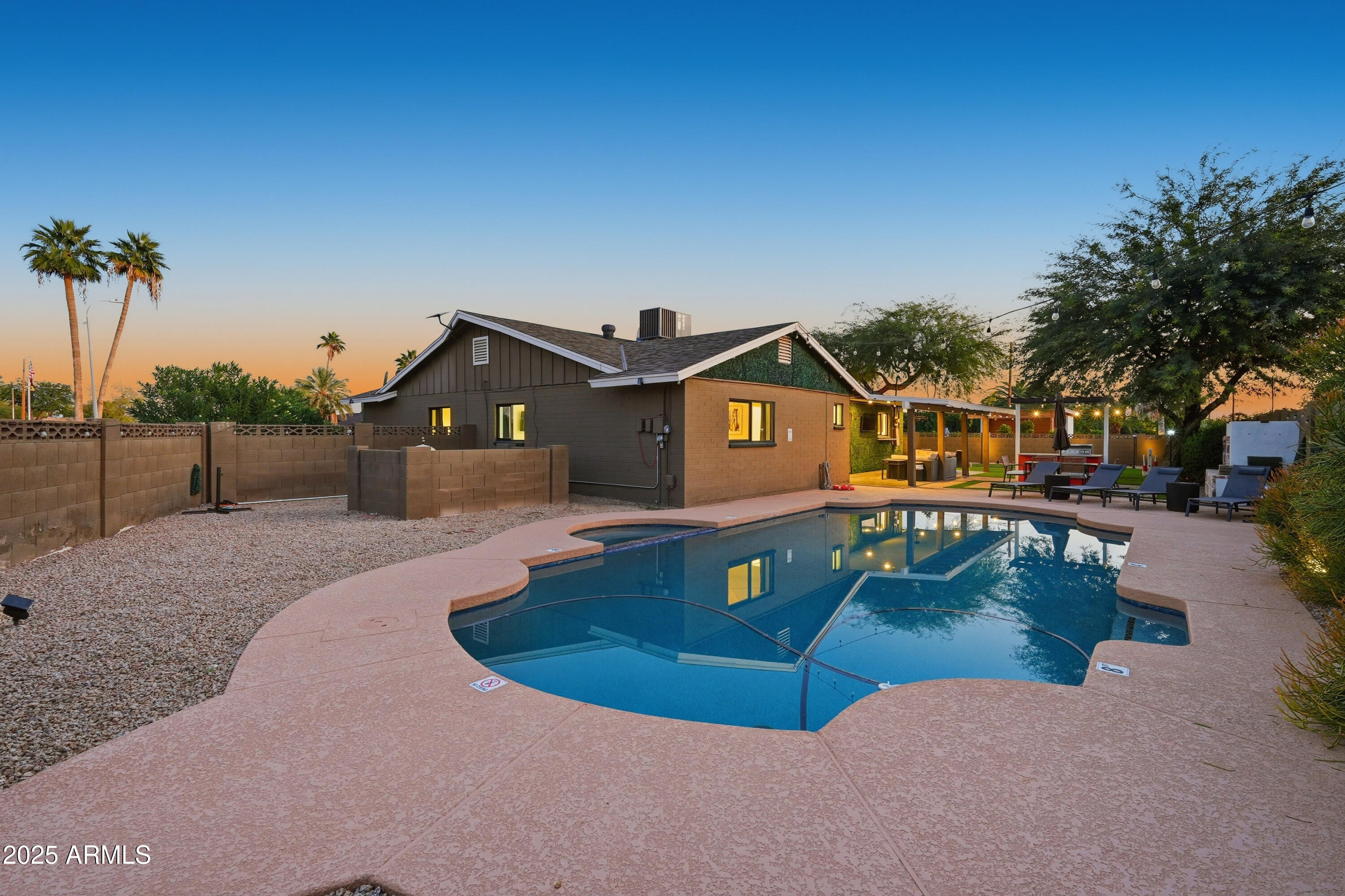 Scottsdale, Arizona, 85251, United States, 4 Bedrooms Bedrooms, ,2 BathroomsBathrooms,Residential,For Sale,2001861