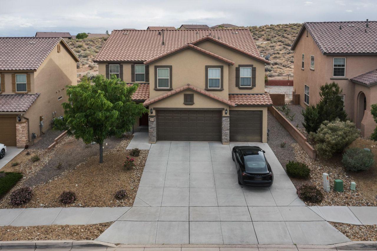 Rio Rancho, New Mexico, 87124, United States, 4 Bedrooms Bedrooms, ,3 BathroomsBathrooms,Residential,For Sale,1804935