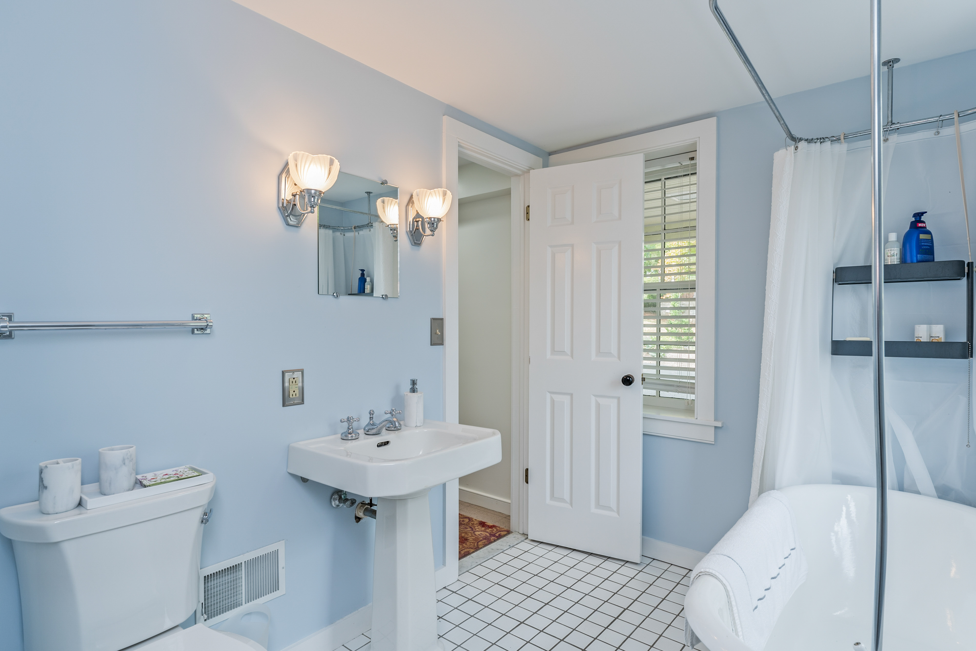  Eclectic City Home on Seneca Lake - 物件實景