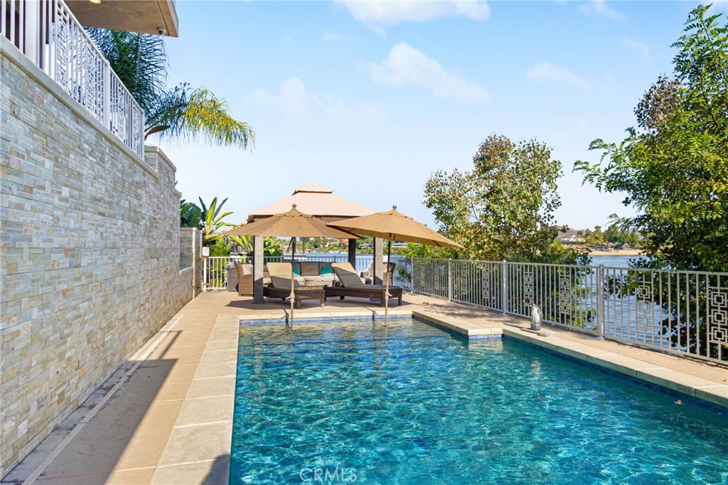 Canyon Lake, California, 92587, United States, 6 Bedrooms Bedrooms, ,5 BathroomsBathrooms,Residential,For Sale,1975311