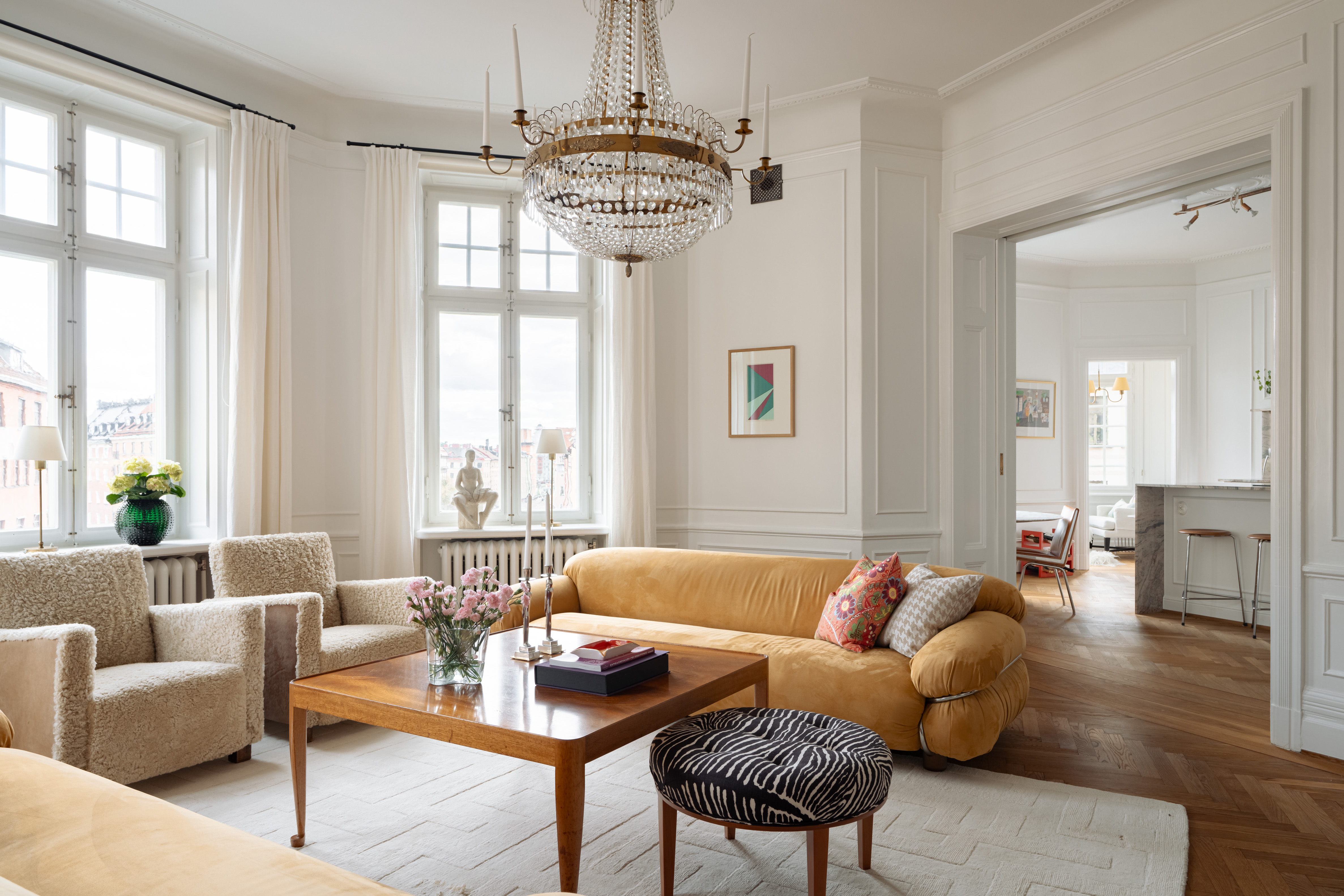 Elegant turn-of-the-century apartment in a prime elevated position - 物件實景