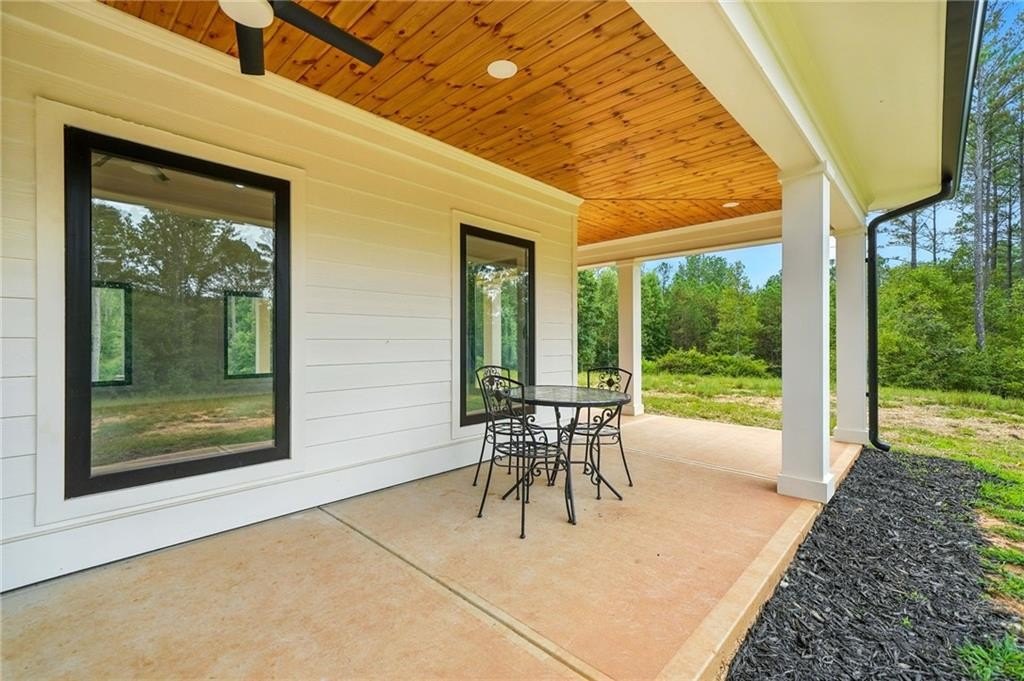 Talking Rock, Georgia, 30175, United States, 3 Bedrooms Bedrooms, ,3 BathroomsBathrooms,Residential,For Sale,1973806