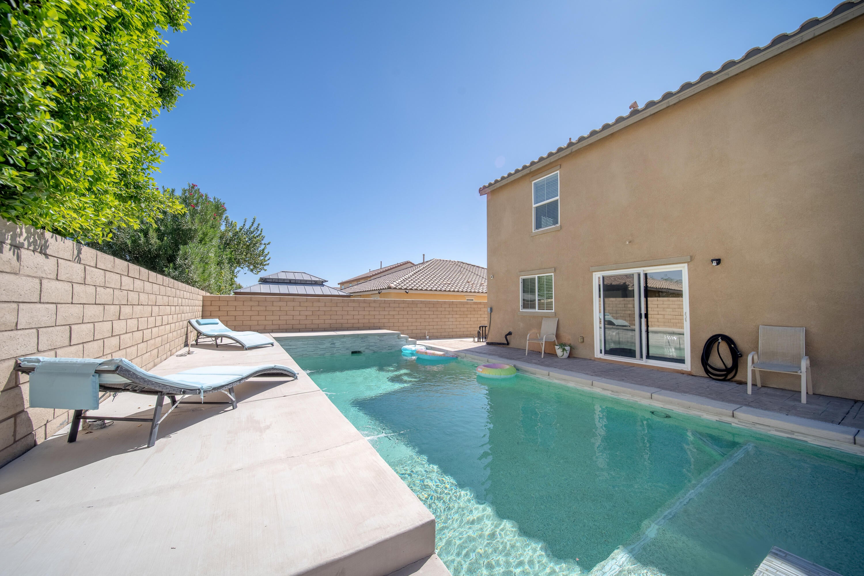 Coachella, California, 92236, United States, 5 Bedrooms Bedrooms, ,3 BathroomsBathrooms,Residential,For Sale,2009359