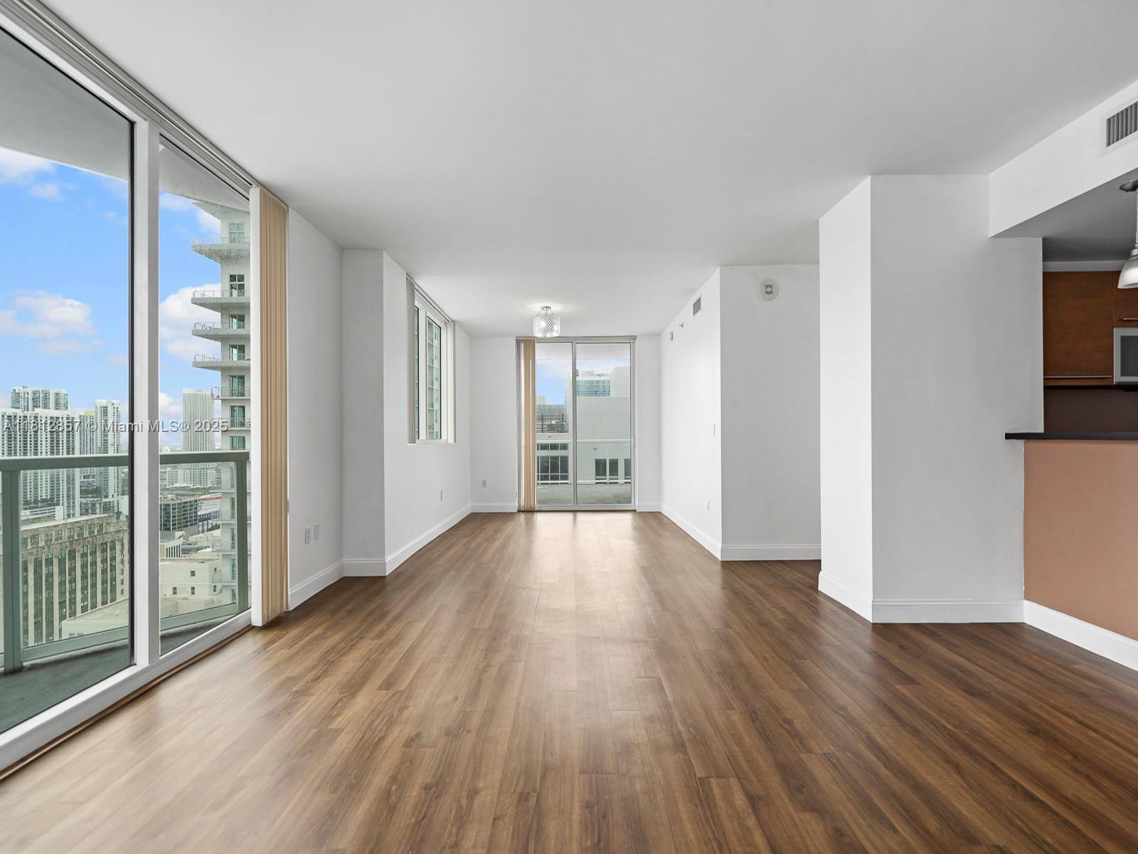 Miami, Florida, 33132, United States, 2 Bedrooms Bedrooms, ,2 BathroomsBathrooms,Residential,For Sale,1838941